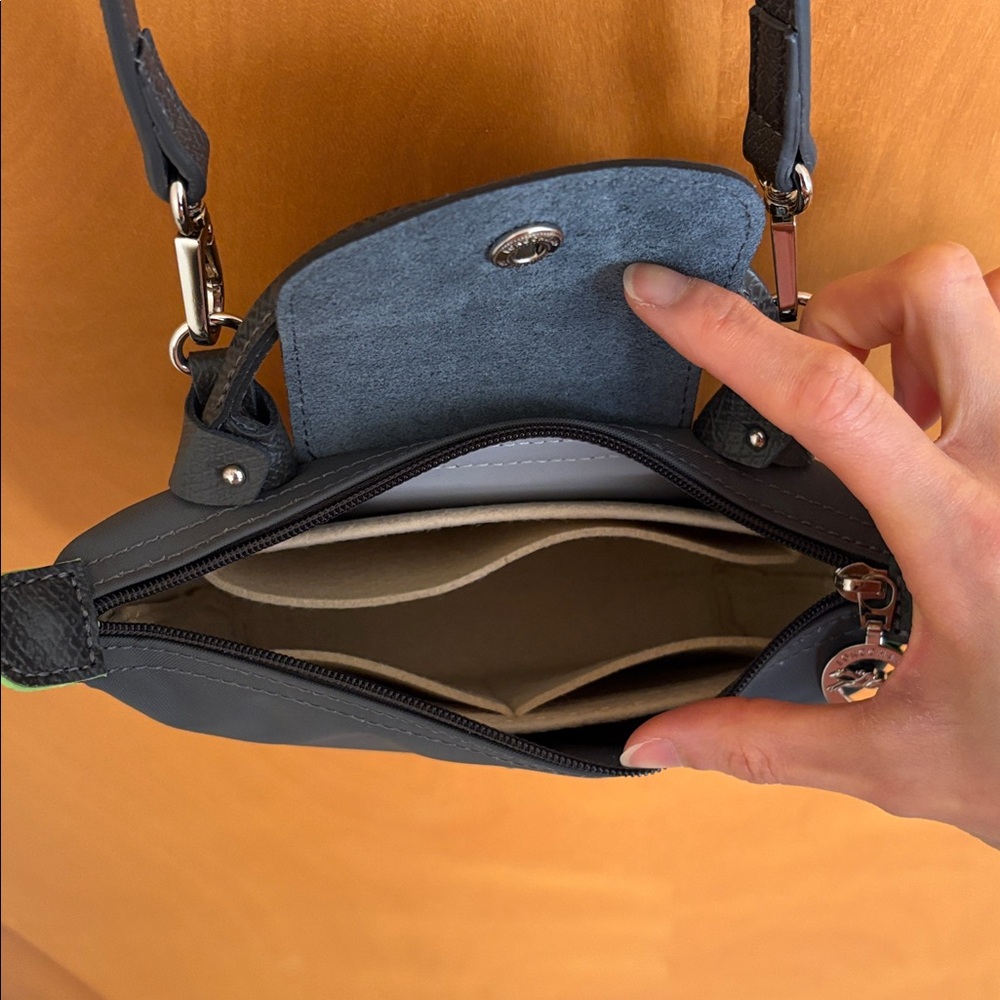 Longchamp Le Pilage Green Pouch with Strap and insert - Picture 13 of 16